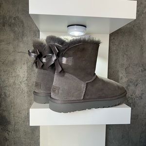 UGGS - Mini Bailey Bow II Boot